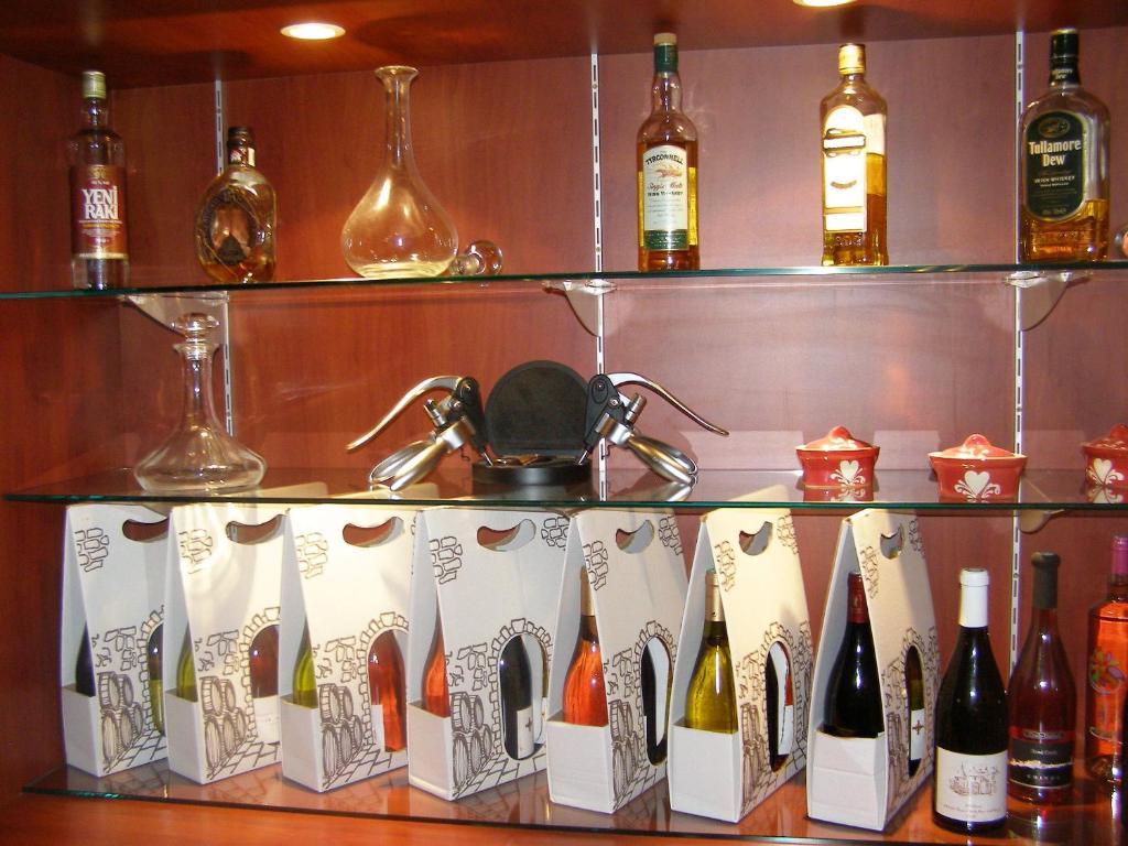 Logis Hotel-Restaurant Le Chene Vert Saint-Pourçain-sur-Sioule Εξωτερικό φωτογραφία