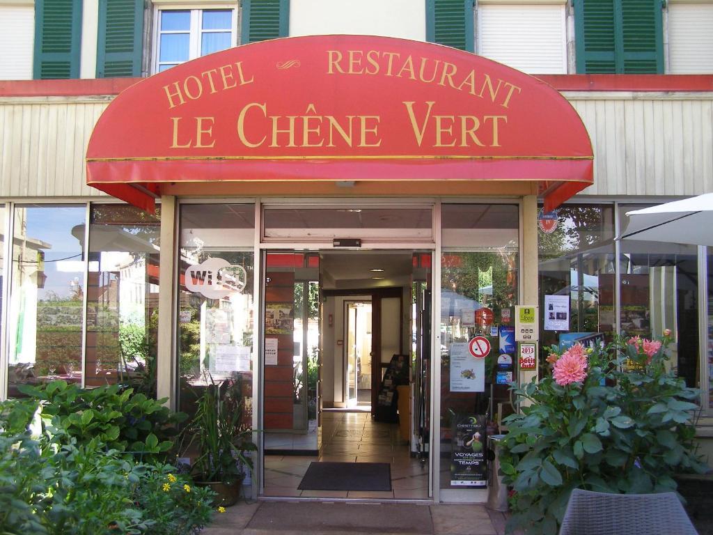 Logis Hotel-Restaurant Le Chene Vert Saint-Pourçain-sur-Sioule Εξωτερικό φωτογραφία